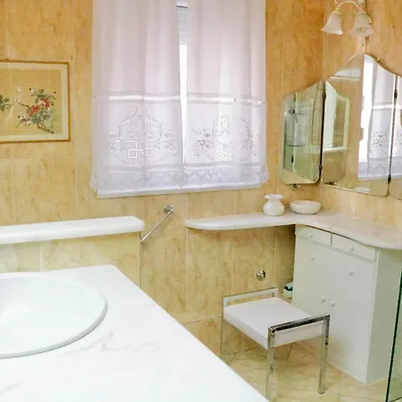 Luxury Garden Апартаменты Сплит